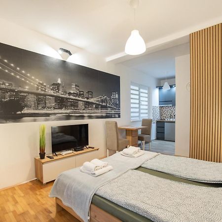 V & V Studio Apartments 2 Ni 외부 사진