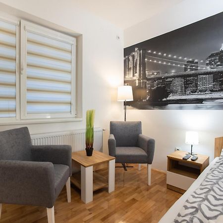 V & V Studio Apartments 2 Ni 외부 사진